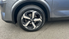 Nissan Qashqai 1.3 DiG-T MH N-Connecta 5dr Petrol Hatchback